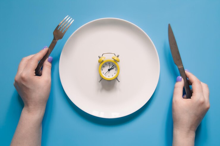 Fasting with Food: Intermittent Fasting vs. OMAD